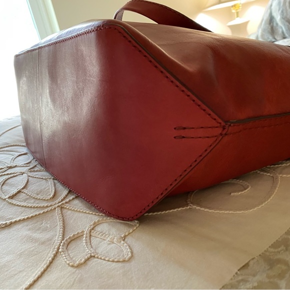 Frye Bordeaux Color Leather Tote/Handbag - Picture 11 of 16